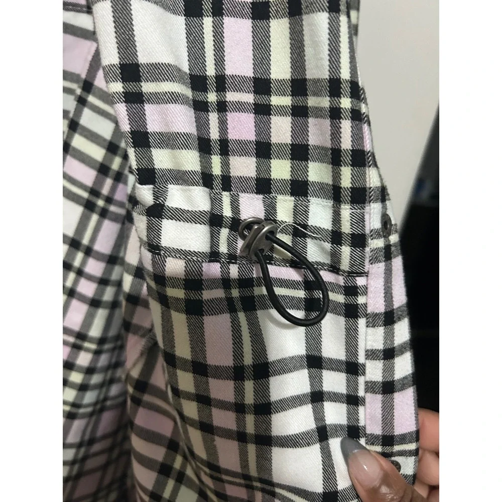 Torrid Plaid‎ Hooded Shirt Jacket White Pink Black Snap Front Plus Size